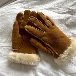 UGG - Chestnut Shearling Gloves